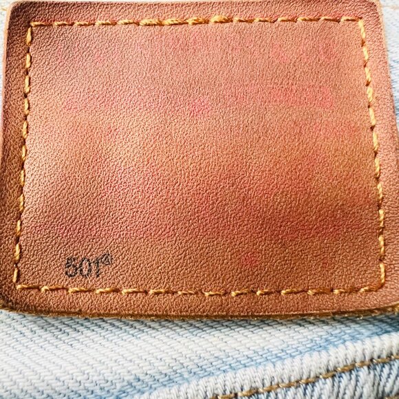 Levis 501 Women's High-Rise Tapered Button Fly Blue Denim Jeans Sz 26x25 Cotton - Picture 5 of 12